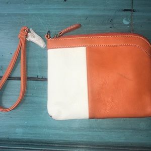 🦋 Charming Charlie Wristlet